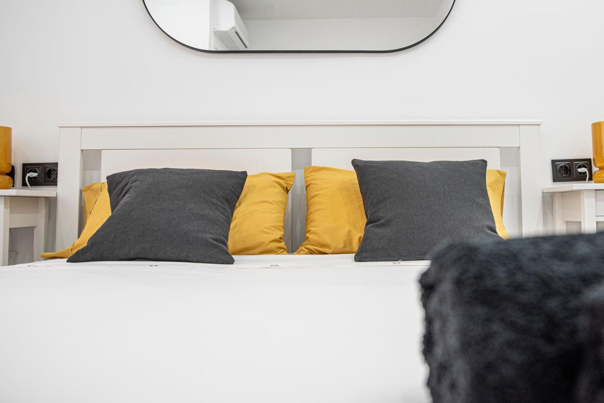 Design Apartment Placa La Font Tarragona Bagian luar foto