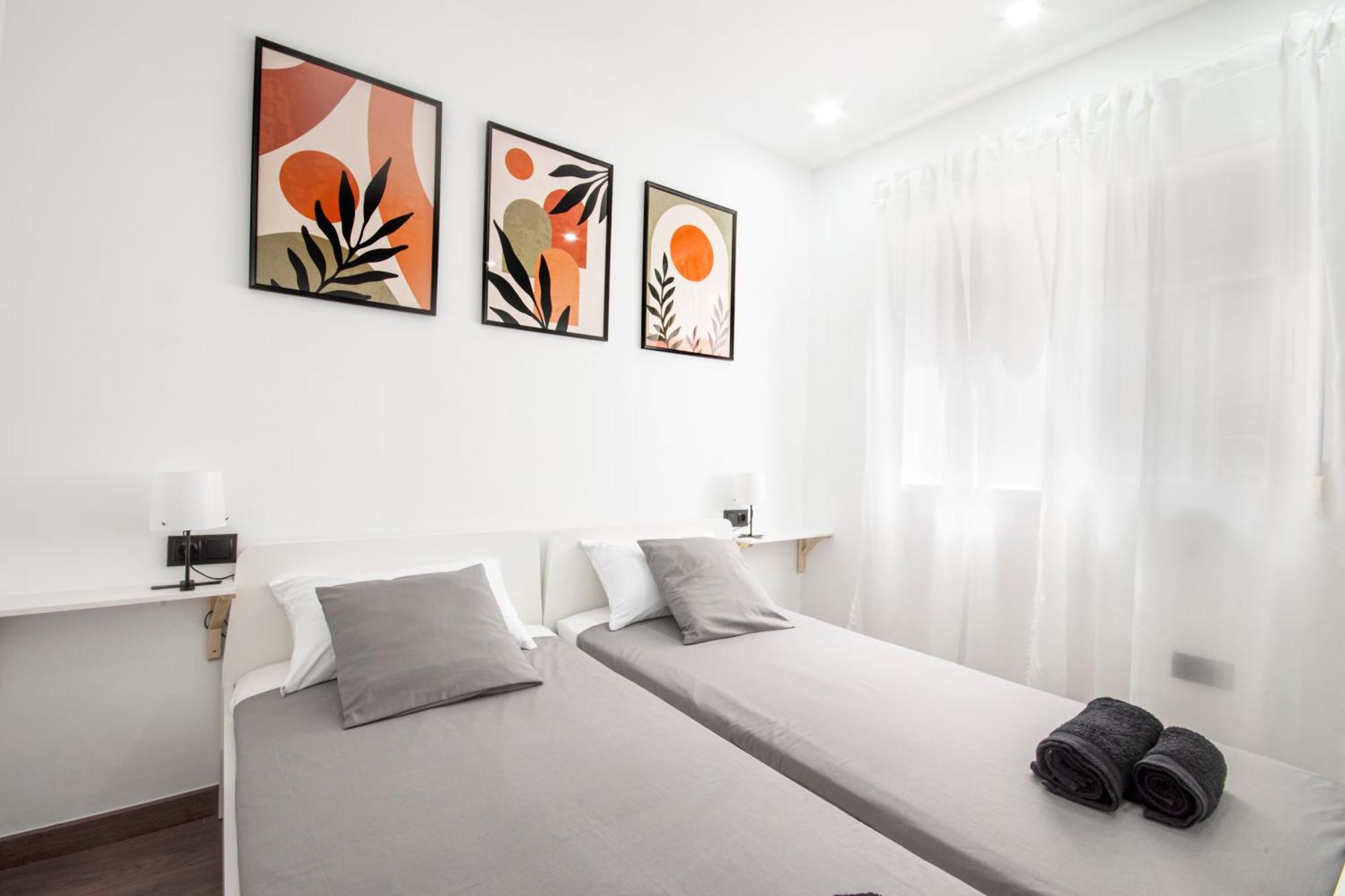 Design Apartment Placa La Font Tarragona Bagian luar foto